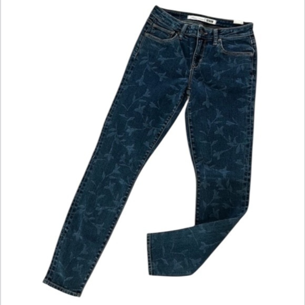 Lovers + Friends size 26 skinny jeans printed